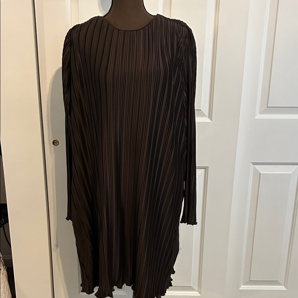 LOFT Brown Long Sleeve Pleated Dress, New